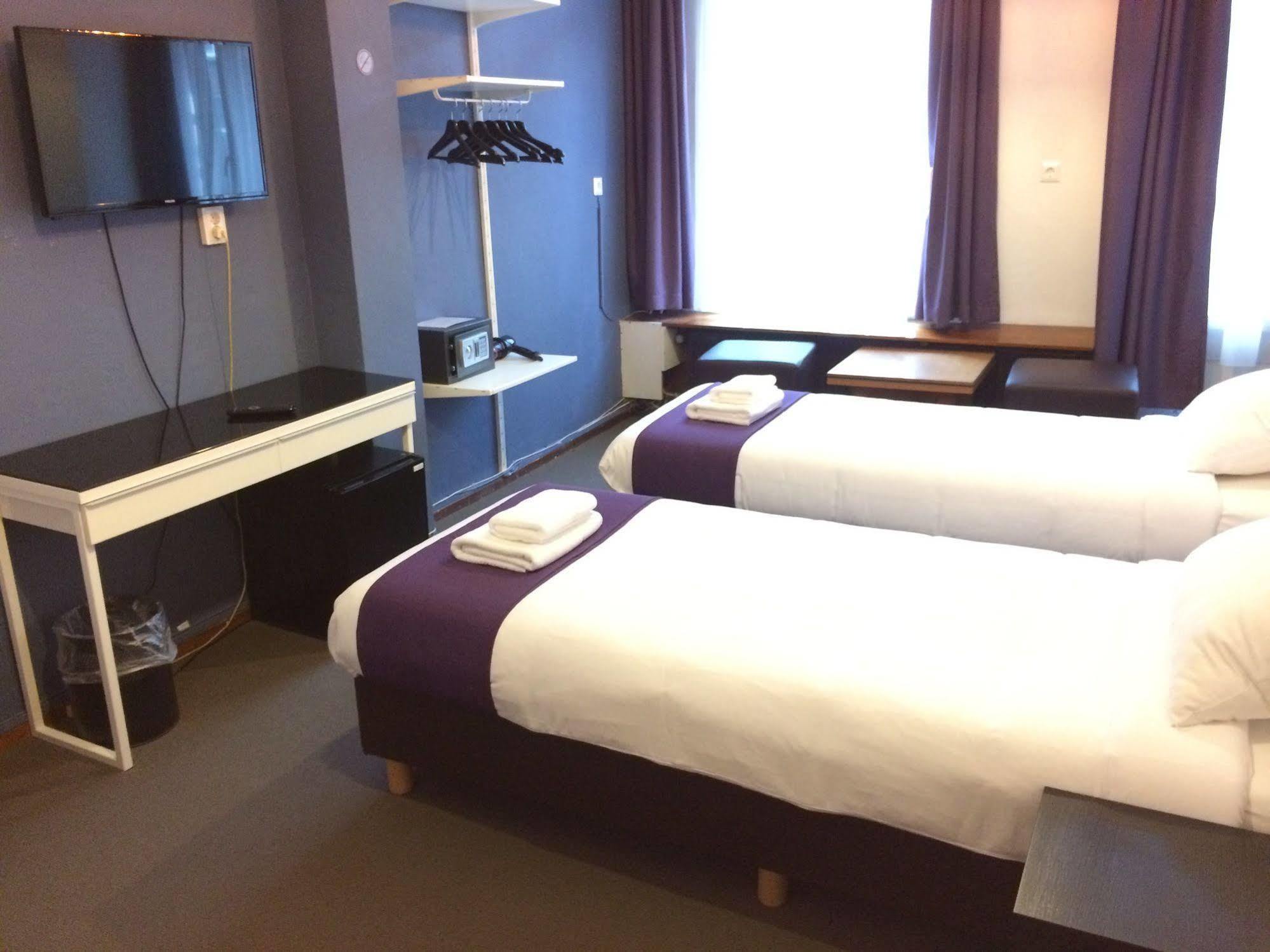 โฮเต็ล เบลลิงตัน Hotel อัมสเตอร์ดัม ภายนอก รูปภาพ
